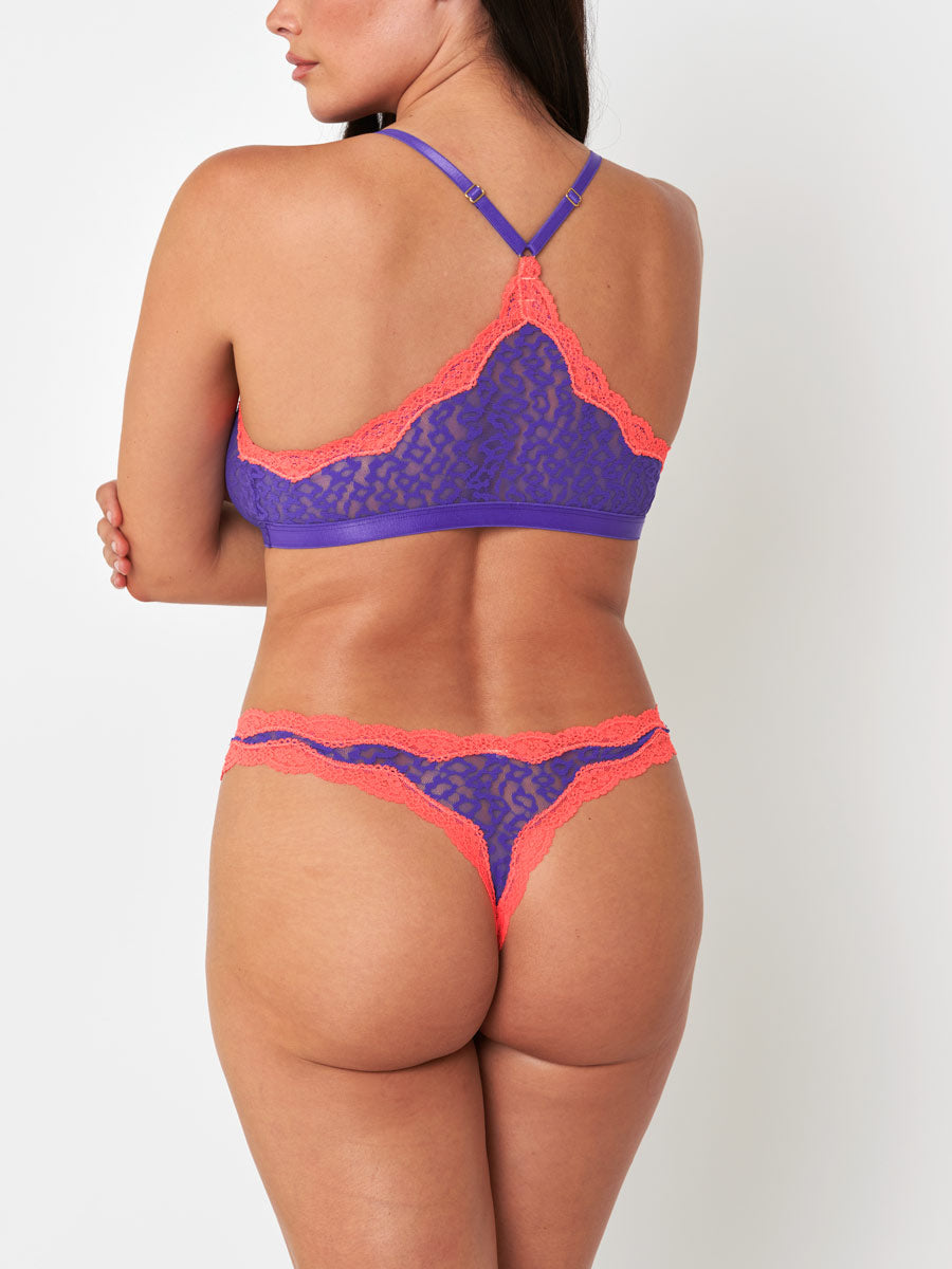 Ever-Stretch Leopard Lace Thong